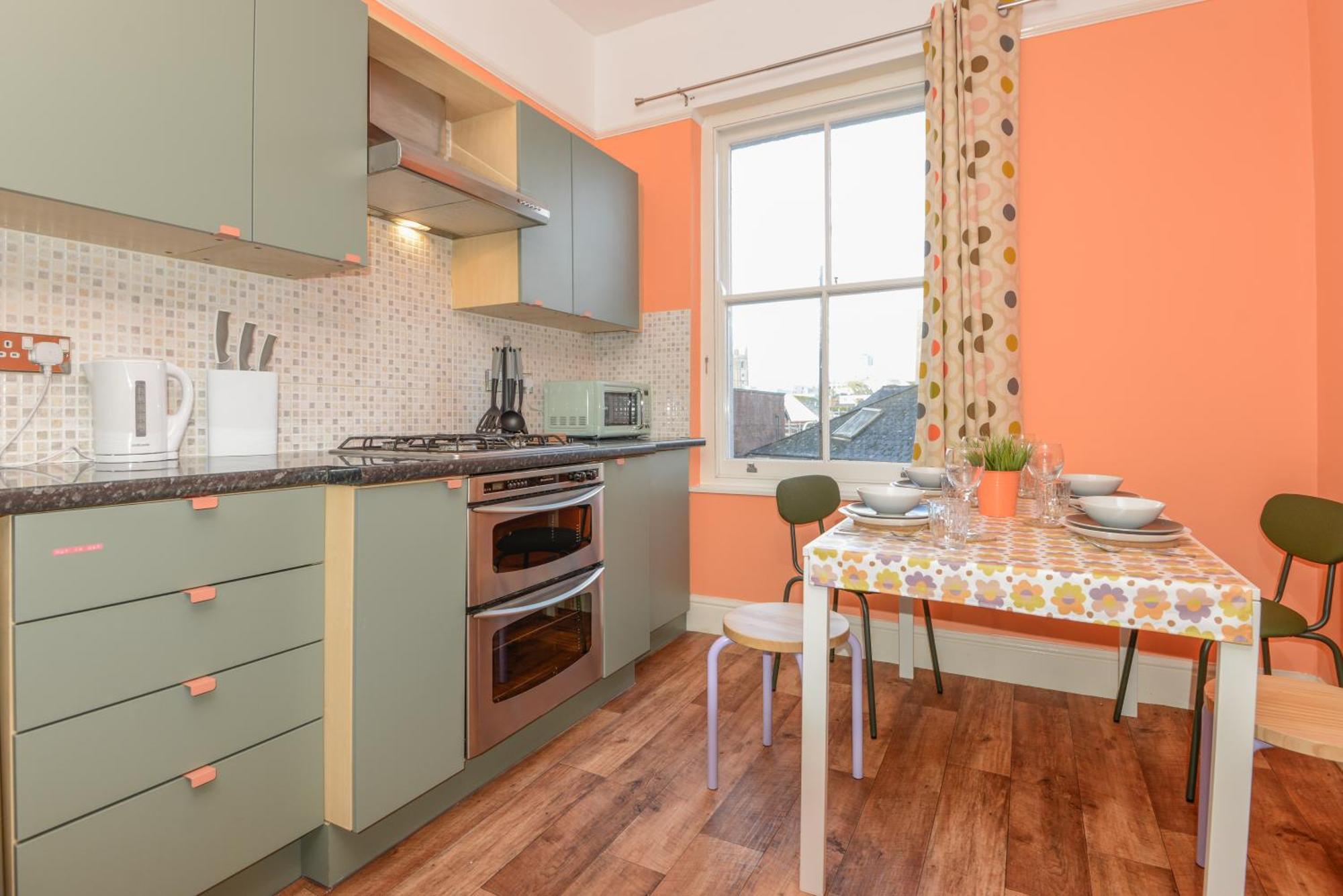 Harbour Court Plymouth - Free Parking - Tucked Away On The Barbican With Courtyard - By Ocean City Retreats ภายนอก รูปภาพ